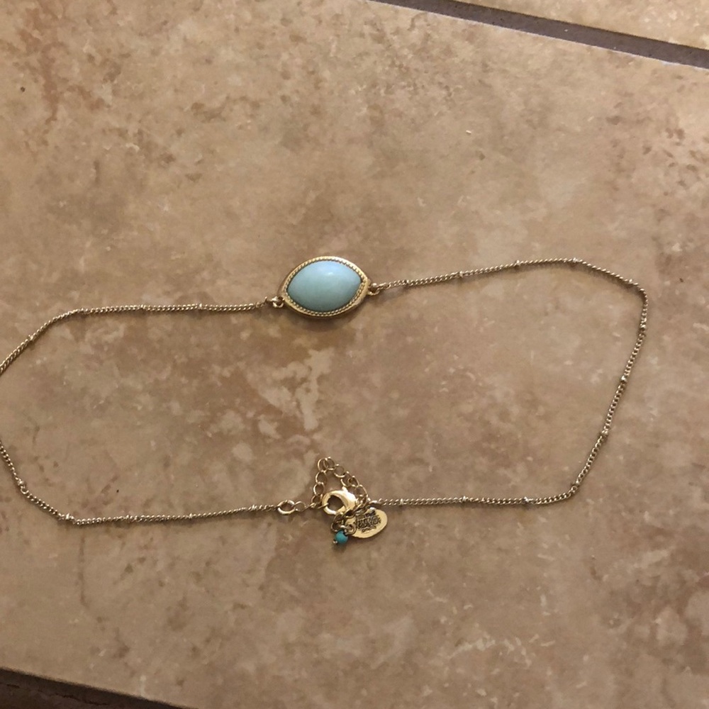Nine West chocker